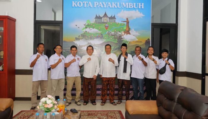 Wako Zulmaeta Dukung Karang Taruna Payakumbuh Kembangkan Maggot dan Kawal Data RTLH