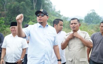 Gerak Cepat, Andre Rosiade Kirim 3 Ekskavator dan 2 Dump Truck Tangani Galodo Kabupaten Solok