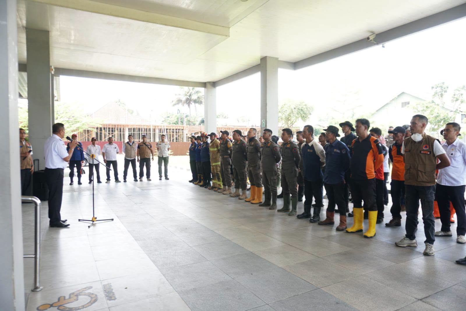 Payakumbuh Kerahkan 61 Personel Bantu Korban Banjir Bandang Kabupaten Solok