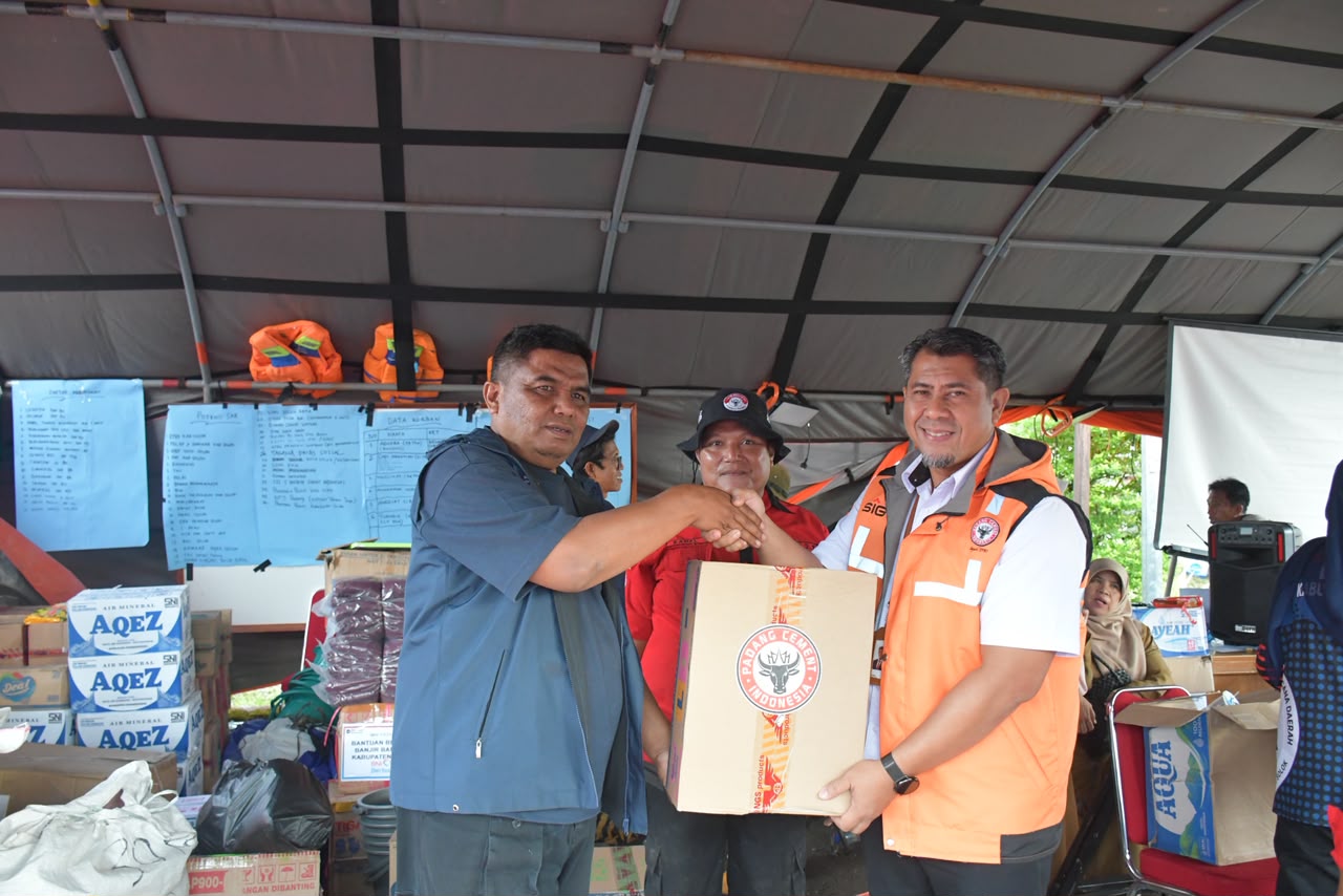 Galodo Solok Rusak 75 Rumah, Semen Padang Kirim Relawan dan Bantuan