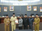 APBD Kota Padang 2027 Capai Rp2,83 Triliun, DPRD Setujui Ranperda Pajak dan Retribusi