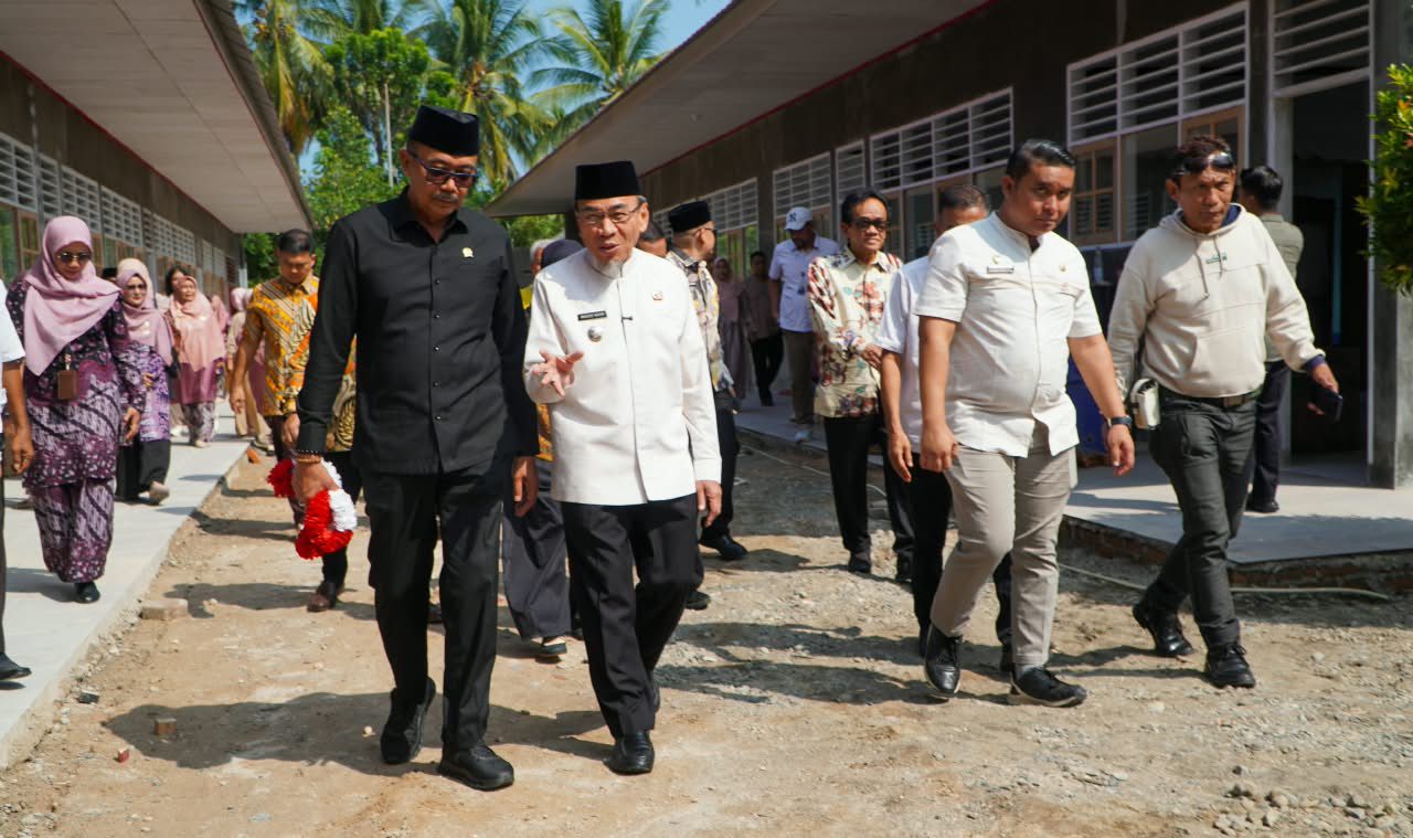 Komisi X DPR RI Tinjau Sekolah Terdampak Bencana di Padang, Rehabilitasi Dikebut