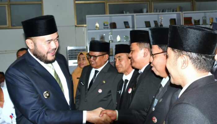 Fadly Amran Lantik 234 Pejabat Pemko Padang, Targetkan Birokrasi Lebih Ngebut