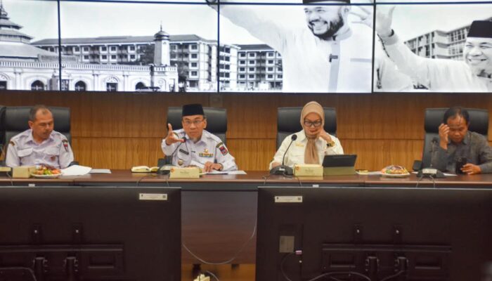 Realisasi PAD Kota Padang Tembus Rp628 Miliar, Wawako Maigus Nasir Desak OPD Kejar Sisa Target