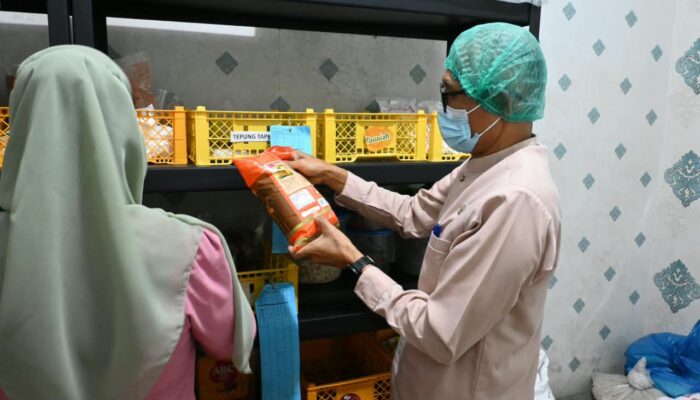 Pemko Padang Perketat Keamanan Pangan MBG, Sampel di 10 SPPG Diuji Residu Pestisida