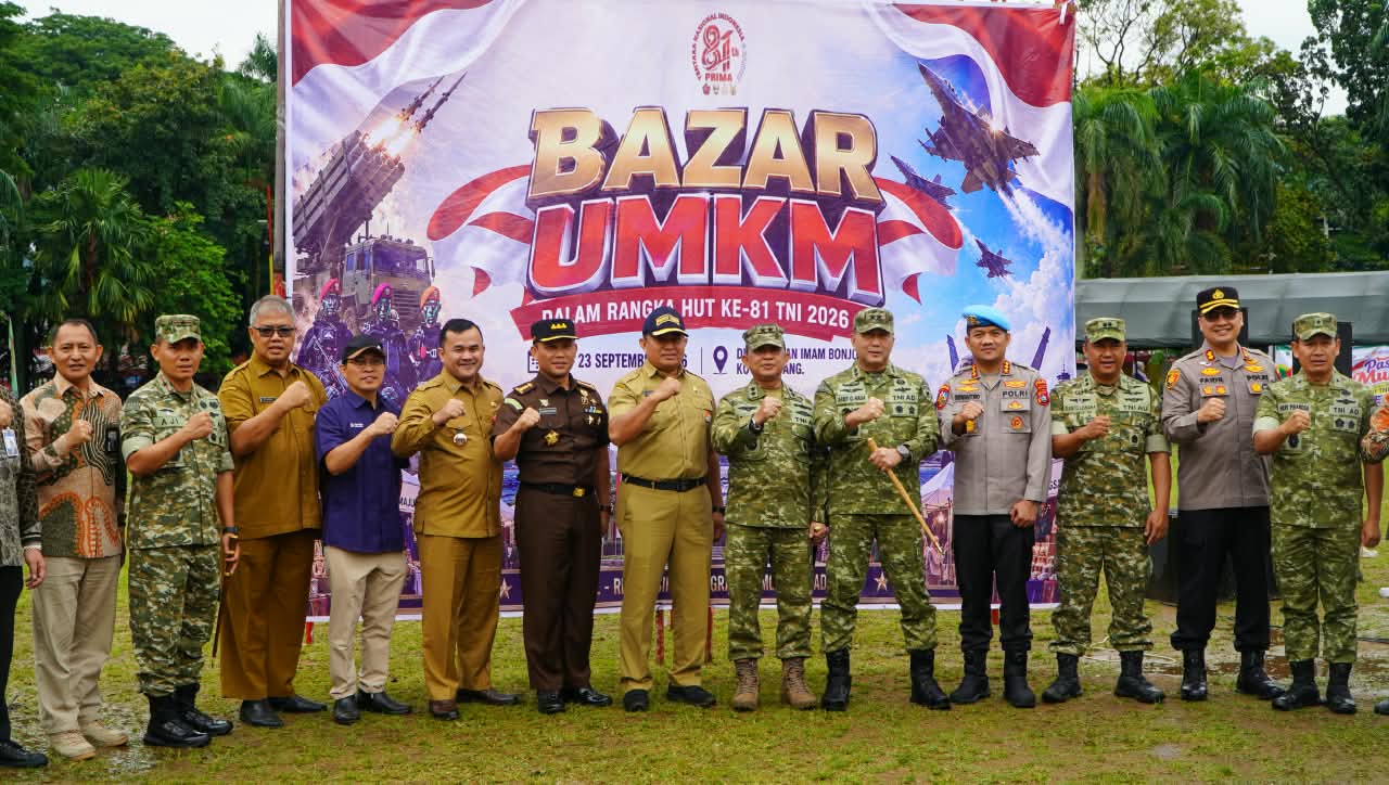 Sambut HUT ke-81 TNI, Bazar UMKM Serentak Hadirkan 40 Stan dan Sembako Murah di Padang