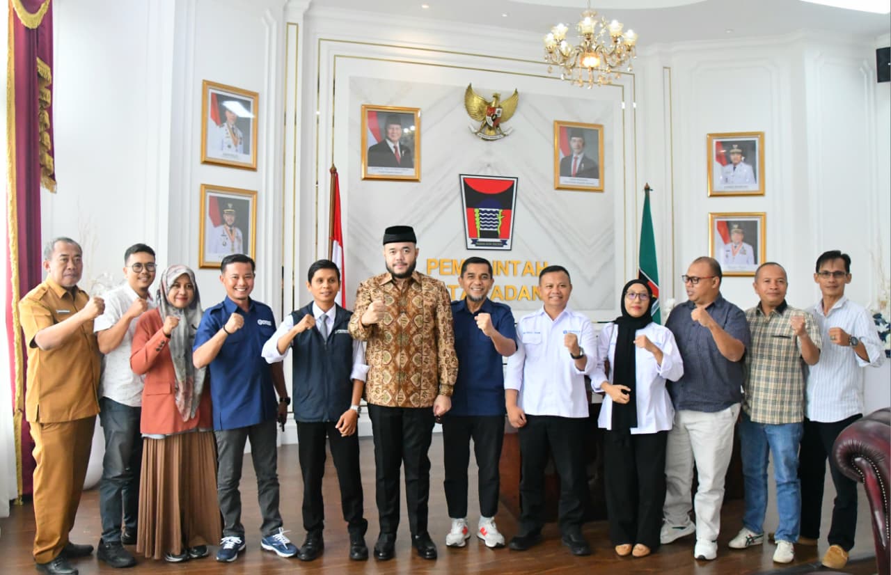 Peradi Run 2026 Targetkan 2.000 Peserta, Fadly Amran Siap Dukung Sport Tourism Padang