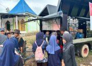 Pascagalodo Solok, 54 Personel Brimob Bersihkan Kantor DPRD dan Salurkan 435 Galon Air Bersih