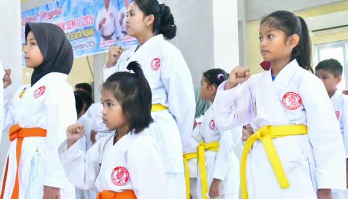 245 Karateka Padang Ikuti Ujian Kenaikan Sabuk Lemkari, Karakter Jadi Penekanan