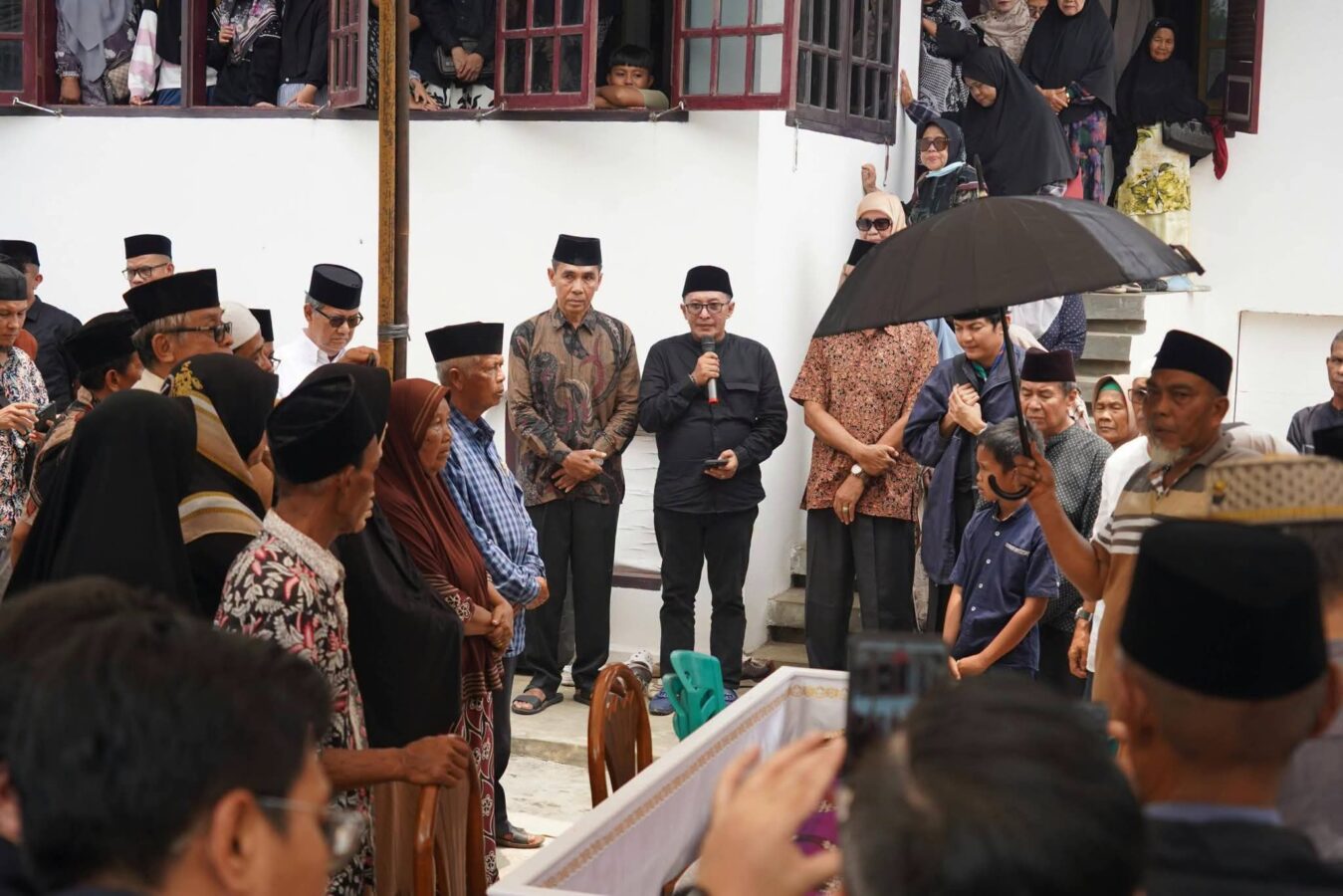 Ketua IKLB IX Koto Jabodetabek H. Reza Pahlevi Berpulang, Bupati Eka Putra Sampaikan Duka Mendalam