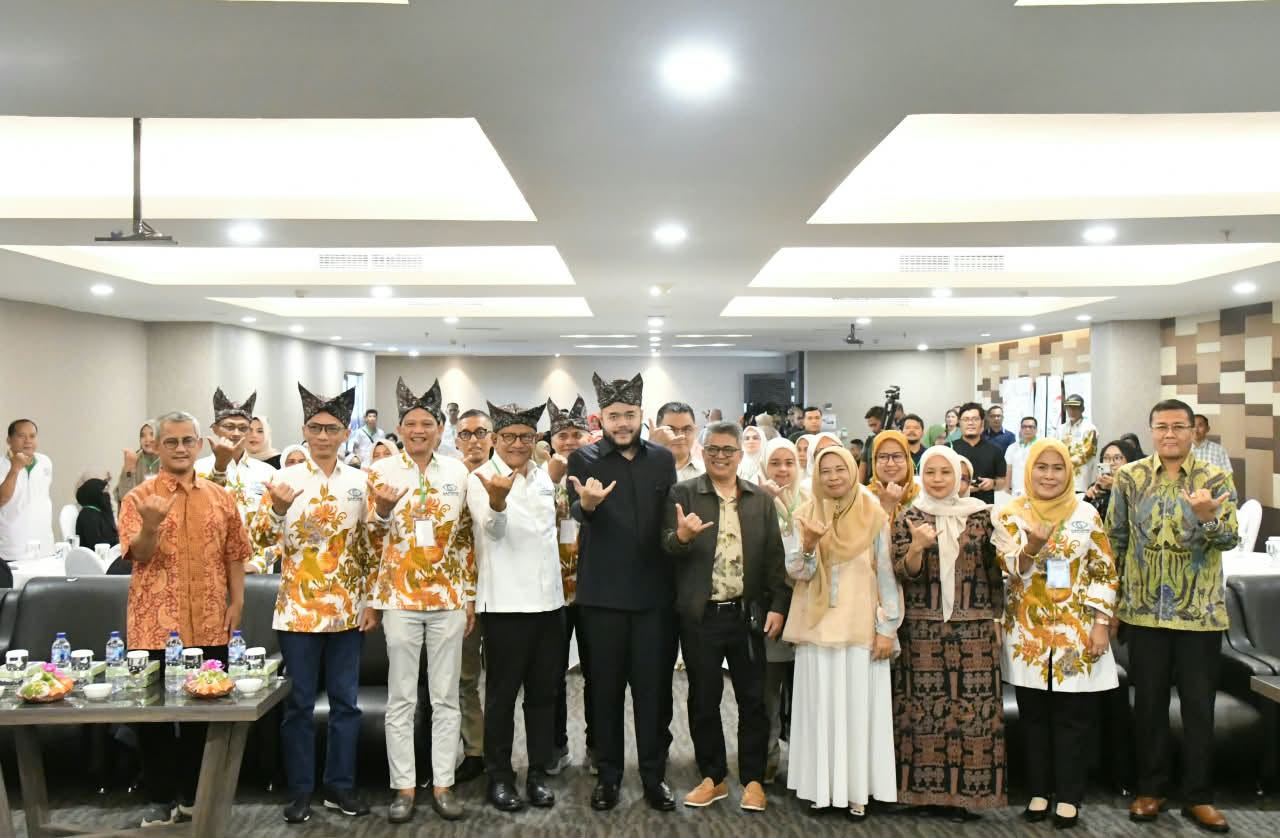 Rakerda Gapopin Sumbar 2026 di Padang, 100 Pelajar Dapat Kacamata Gratis