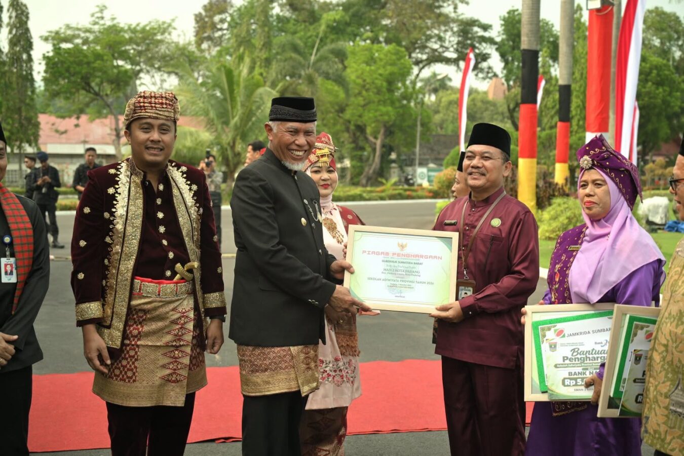 HUT ke-81 Sumbar dan Hari Kesaktian Pancasila, Mahyeldi Serukan Persatuan