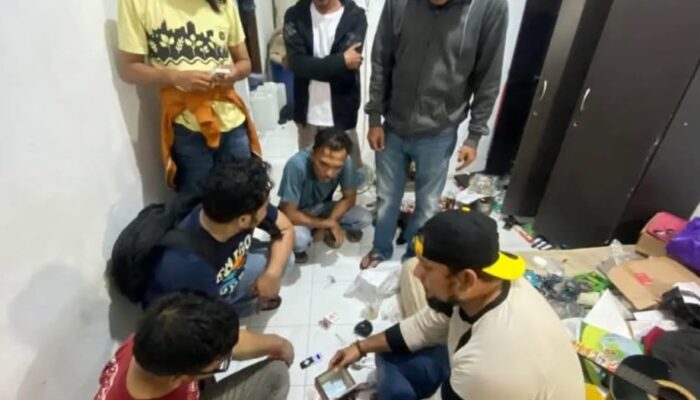 Oknum ASN Asal Padang Dicokok Tim Lupak di Dharmasraya, Sabu dan Timbangan Digital Disita!